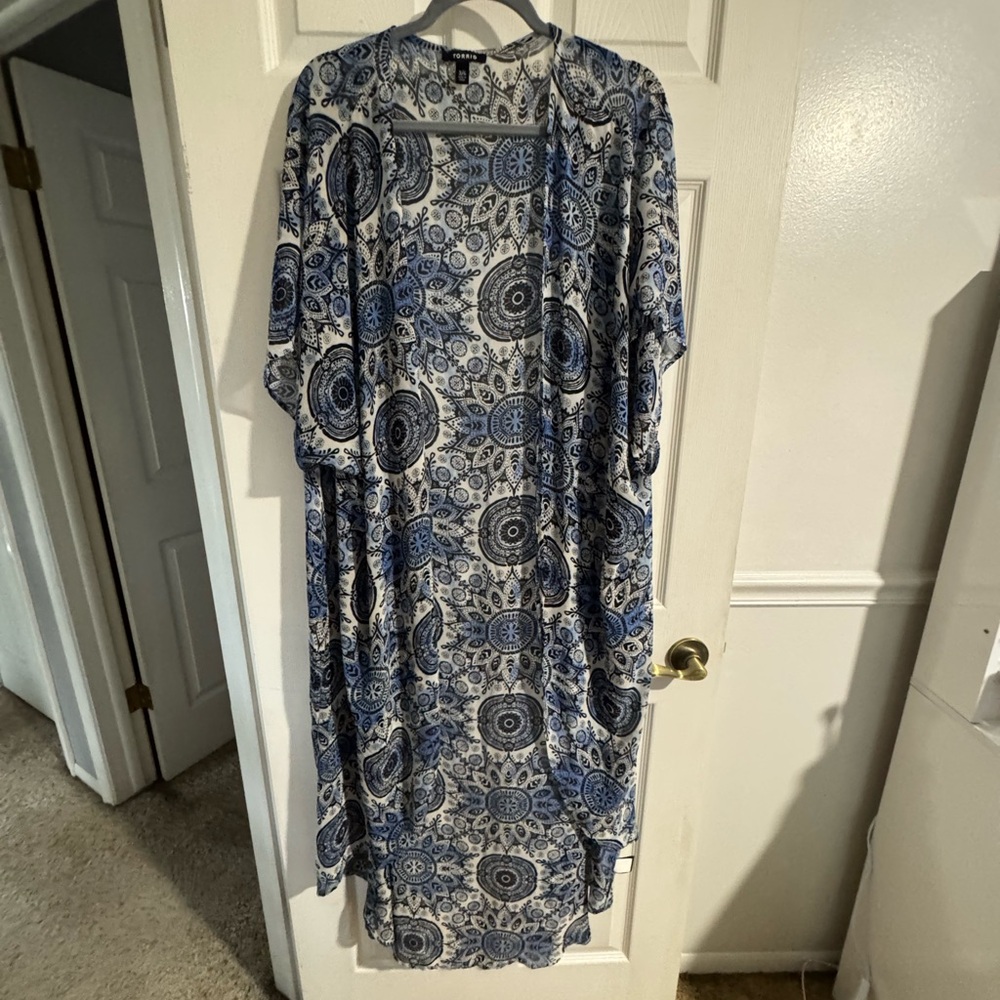 Women’s long coverup, Torrid, size 3/4